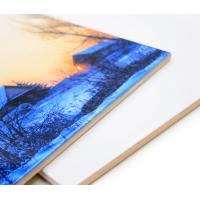 Carreaux de céramique blanche