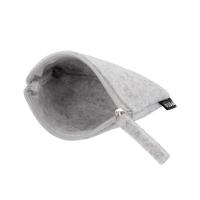 Monedero de fieltro reciclado