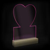 Portafotos de metacrilato + base de madera con luz (corazón con rectángulo)