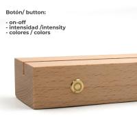 Portafotos de metacrilato + base de madera con luz (corazón con rectángulo)