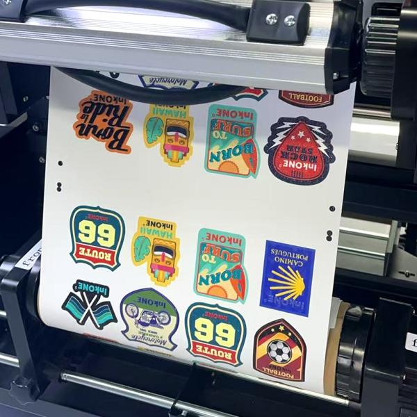 Stickers UV-DTF avec relief 3D et texture tactile haute définition.