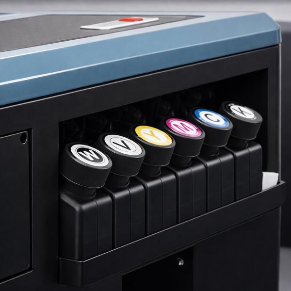 Imprimante UV InkOne VM5 avec détection par scanner et vernis sélectif