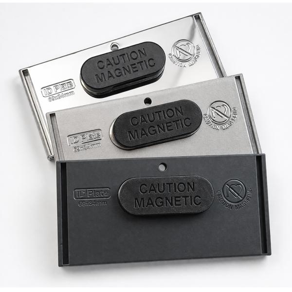 Badge identificativo con chiusura magnetica PLM 69