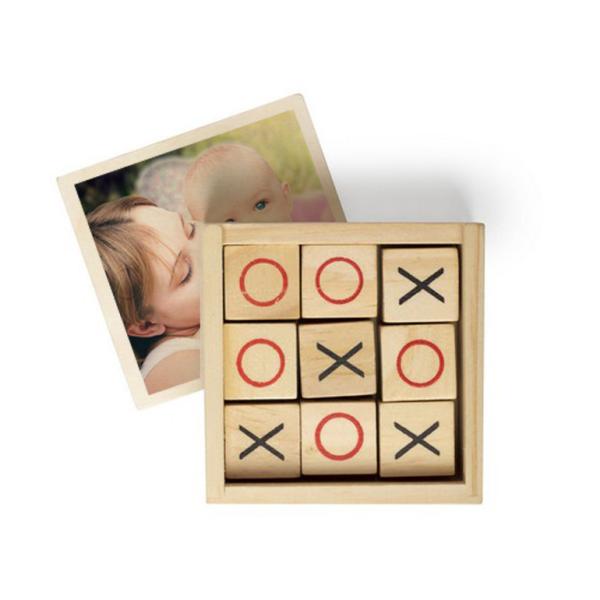 Juego 3 en raya en cubos